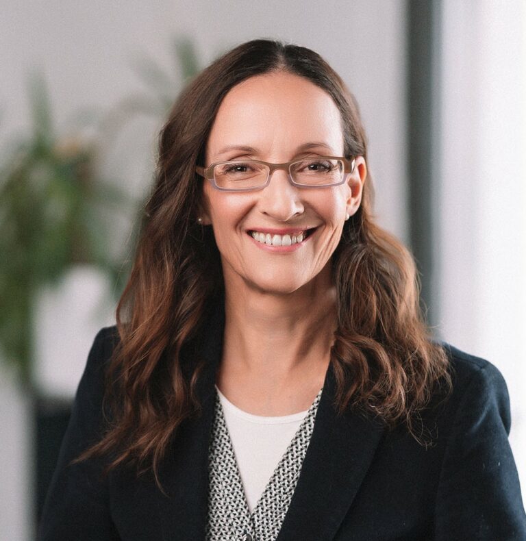 Jane Khazal, EXPERTS & TALENTS Center of HR Excellence