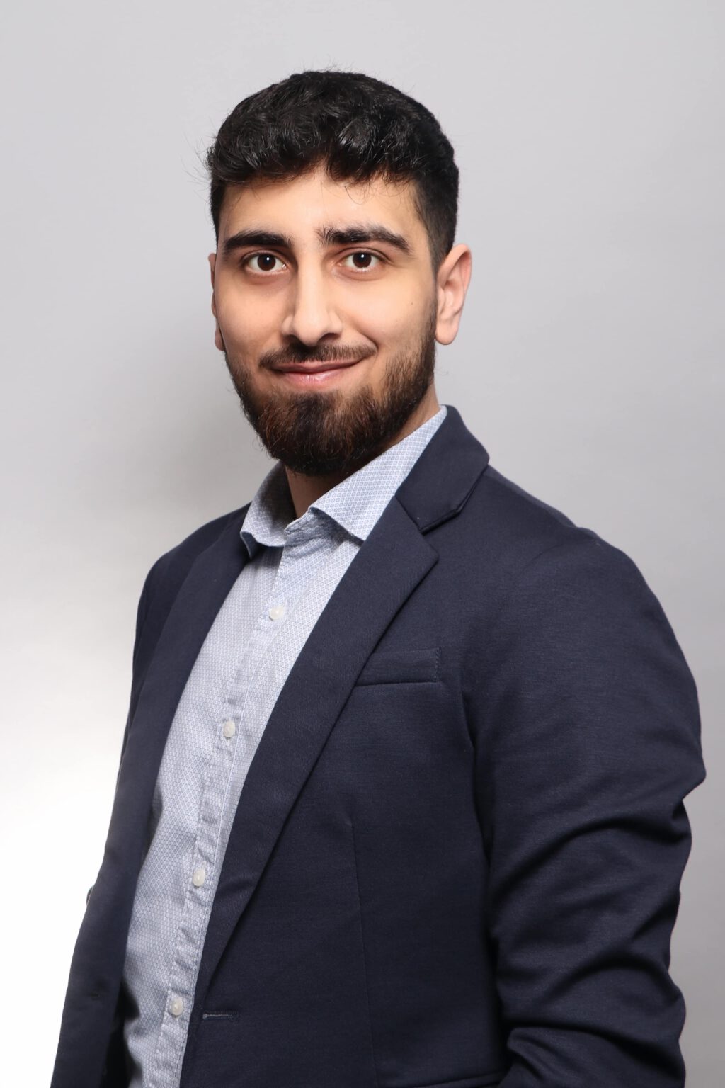 Portraitbild von Mohammad Mousa, Mitarbeiter bei EXPERTS & TALENTS Essen