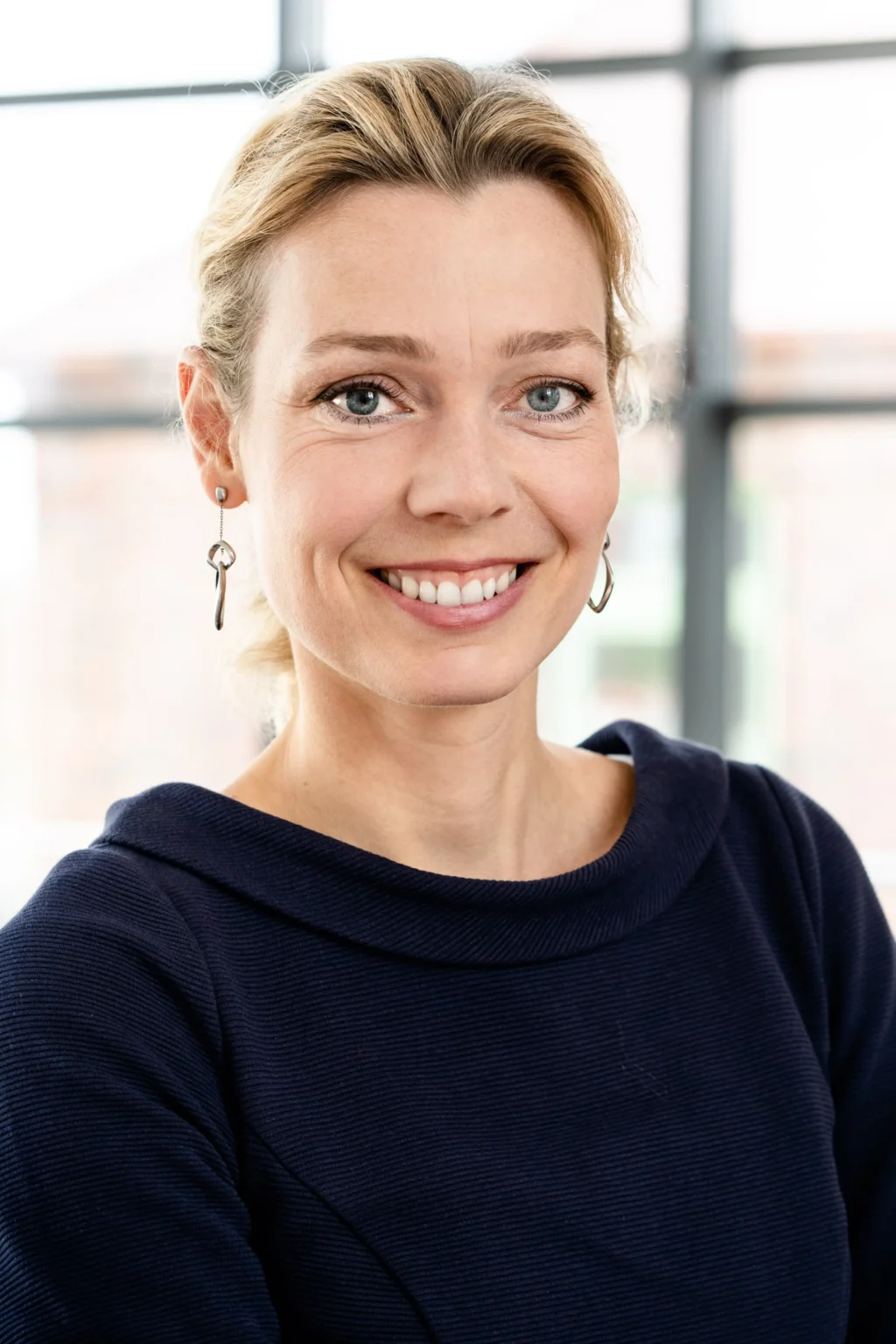 Portraitbild Mitarbeiterin von EXPERTS & TALENTS Dresden GmbH